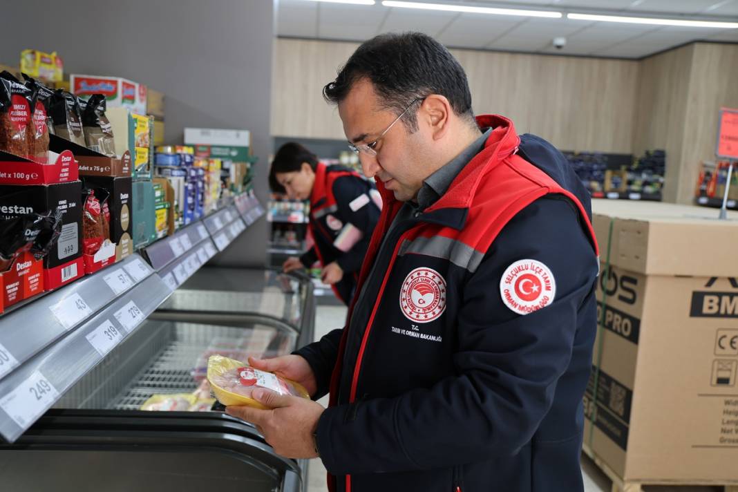 Selçuklu’da marketler didik didik inceleniyor 5